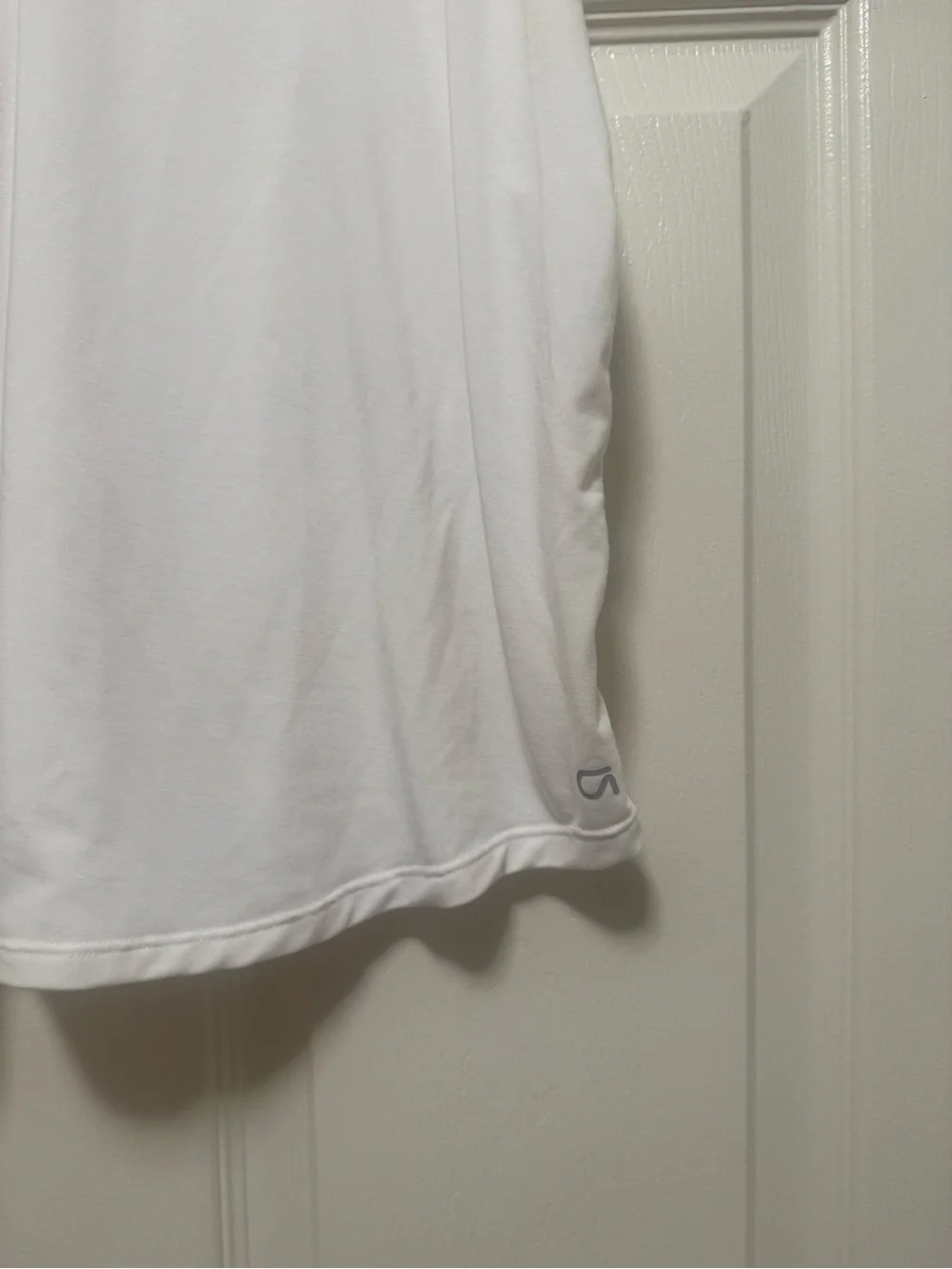 GAP White Racerback Tank Top - Picture 3 of 9